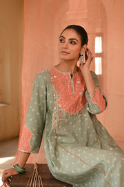 SANGANERI KURTA SET