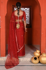 GULABI SURKH SAREE